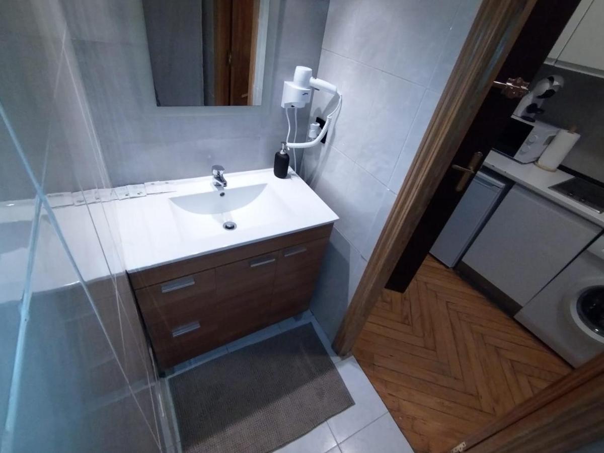 Estudio - Puerta Del Sol Madrid Eksteriør billede