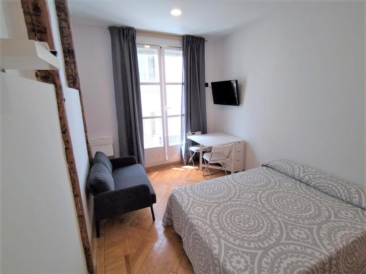 Estudio - Puerta Del Sol Madrid Eksteriør billede